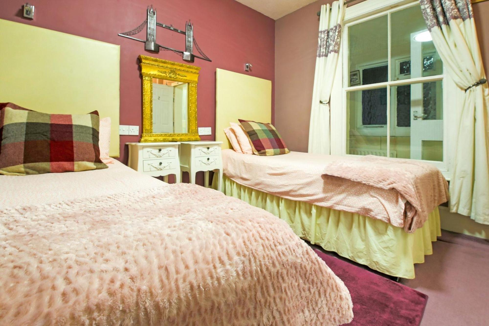 โอโย โฮเทล เอ็มเจ คิงส์เวย์ Hotel คลีทอร์ปส์ ภายนอก รูปภาพ