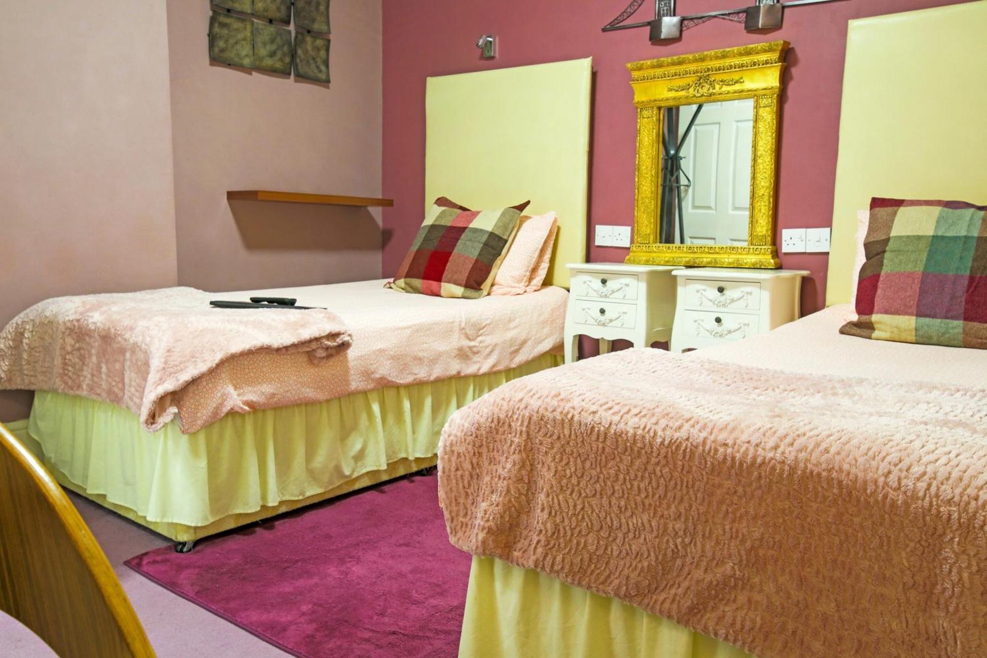โอโย โฮเทล เอ็มเจ คิงส์เวย์ Hotel คลีทอร์ปส์ ภายนอก รูปภาพ